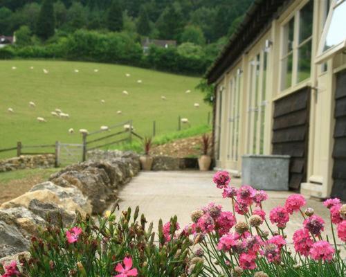 Valley Barn Slad Valley Cotswolds Villa เพนส์วิค ภายนอก รูปภาพ
